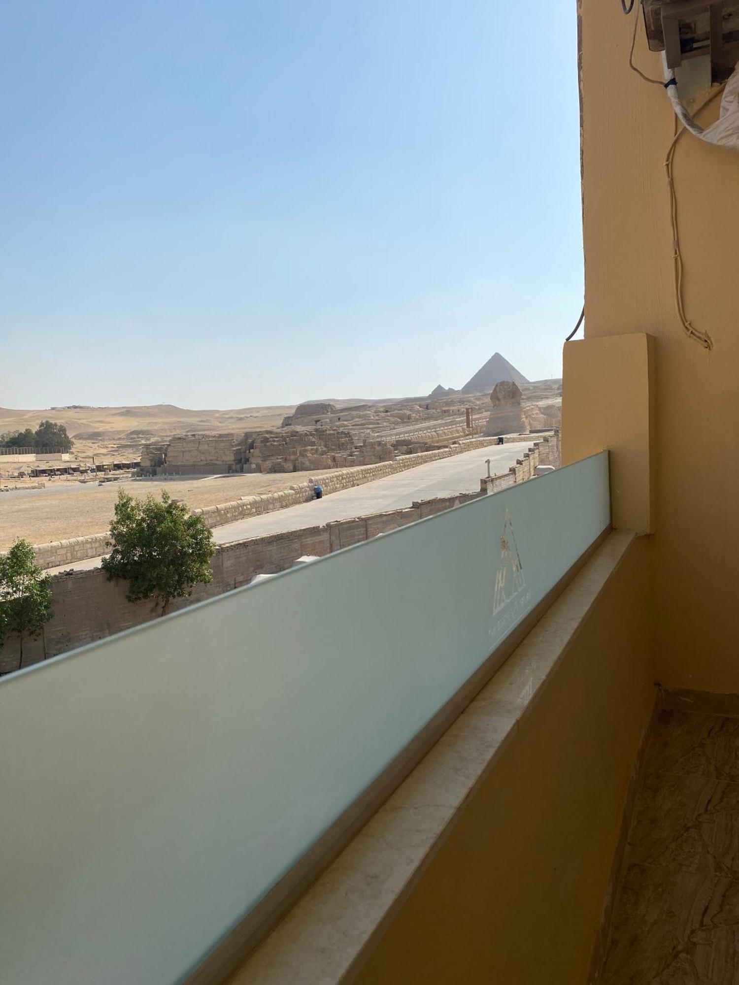 Seven Pyramids Panoramic View Inn Kafret el-Gabal Zewnętrze zdjęcie